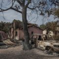 Incendies en France : Progression rapide dans le Var, maîtrise en Gironde