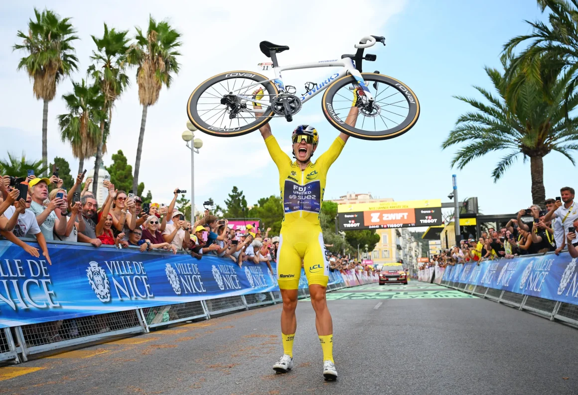 Demi Vollering remporte le Tour de France Femmes 2026