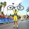 Demi Vollering remporte le Tour de France Femmes 2026