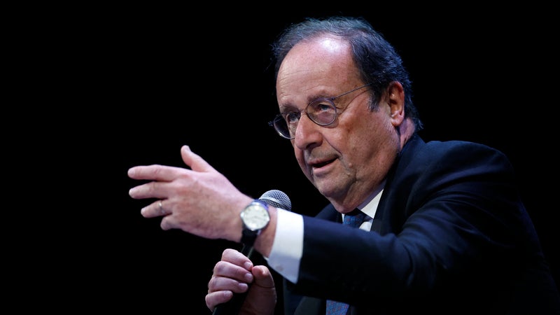 2f68724f-e91e-4ec5-abe6-6e858a64e262 François Hollande envisage une candidature en 2027
