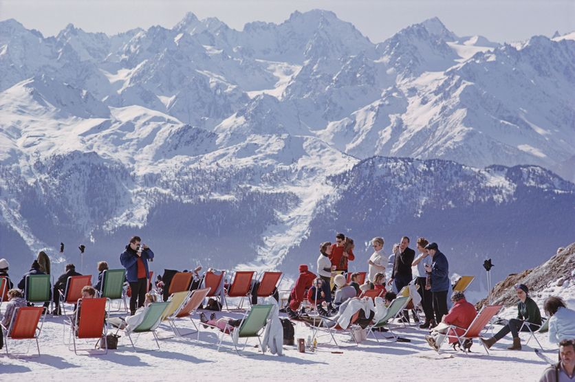Lounging In Verbier Les congés payés en Suisse : un modèle controversé