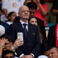 Sous pression, le président de la FIFA renonce à son projet d’ouverture aux investisseurs privés