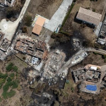 Visite du Premier ministre en Gironde après un incendie dévastateur