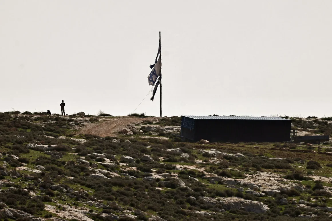 Tensions à Qusra : L&rsquo;Environnement Étouffant pour les Familles Palestiniennes