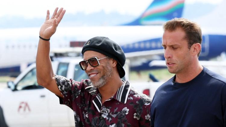 45771117-1721-4b30-8656-a2930263a7c6 Le retour inattendu de Ronaldinho en Italie
