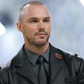 Nicholas Hoult incarnera Gilderoy Lockhart dans la série HBO Harry Potter