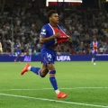 Le PSG joue son premier match à Rennes en raison d&rsquo;une pelouse endommagée