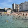 La pollution bactérienne contraint la fermeture de la plage des Catalans à Marseille