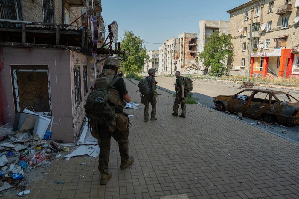 69b1e1a6-2731-4022-8867-45a3594a9dff Tensions internationales: Ukraine, Russie, et Corée du Nord