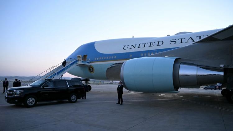 6c3d256b-ae64-4e9b-814d-69b34b81b2da Donald Trump et l’exfiltration secrète d’Air Force One