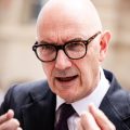 Budget 2027 : Prolongation d&rsquo;une surtaxe sur les grandes entreprises