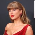 Taylor Swift intronisée au Panthéon des auteurs-compositeurs de Nashville