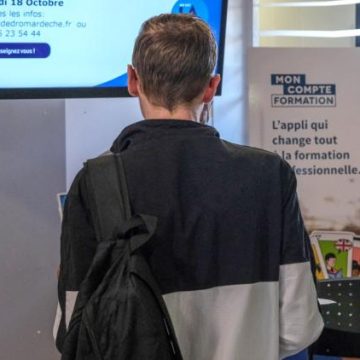 L&rsquo;accès à l’emploi des jeunes entravé par divers facteurs