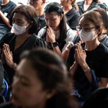 Funérailles en Thaïlande après une fusillade tragique