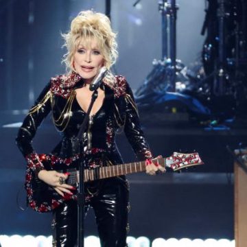 La chanson cachée de Dolly Parton : une capsule temporelle musicale