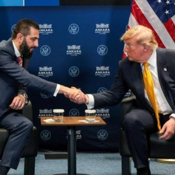 86795585-7d2e-46db-8d4e-55525c0c6b30 Les États-Unis retirent la Syrie de la liste des pays soutenant le terrorisme