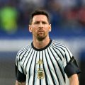Lionel Messi rend hommage à son père décédé et évoque son avenir incertain dans le football