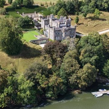 Mark Zuckerberg acquiert un château en Irlande