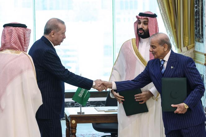 a90faa2f-0dc2-44b1-ab6f-f757e7635686 Analyse du pacte de défense entre l’Arabie saoudite, le Pakistan et la Turquie