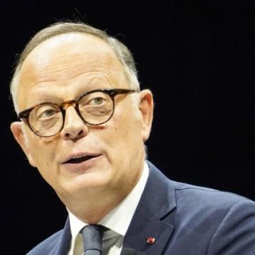Édouard Philippe: Mesures pour l&rsquo;Éducation