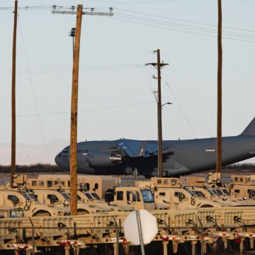 Le Pentagone et l&rsquo;expansion des data centers d&rsquo;IA sur les bases militaires
