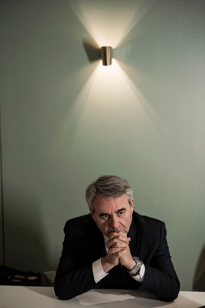 c20cd893-4dbc-433f-ae5b-bad815ddbdbc Xavier Bertrand confirme sa candidature pour la présidentielle de 2027
