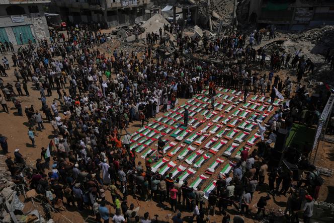 c8df52ea-5322-48aa-ace1-24f0c44eeca6 Funérailles collectives à Gaza : le deuil des victimes palestiniennes