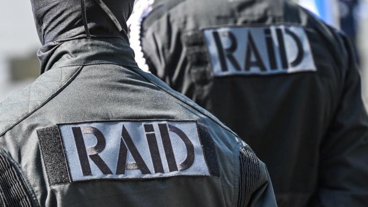 cb0af049-8f9d-47a8-b964-4b616d28a179 Un père de famille écroué pour violences et insalubrité