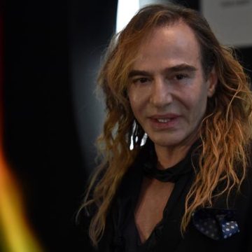 Annulation de l&rsquo;exposition consacrée à John Galliano au Met de New York