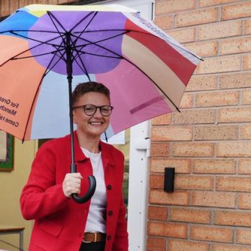 d9ac2ae1-f0ce-4f7f-a6c2-266dda256f36 Bev Craig remporte la mairie du Grand Manchester