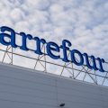 Carrefour teste des robots humanoïdes dans ses entrepôts
