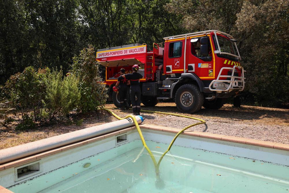 ef27ee23-7333-4509-a1e8-b3e7240fb3d4 Situation des incendies en Gironde et dans le Var