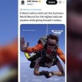 Funky Matas établit un record mondial de parachutisme et de tatouage