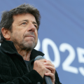 Le cas judiciaire de Patrick Bruel et l&rsquo;assouplissement de ses restrictions de voyage