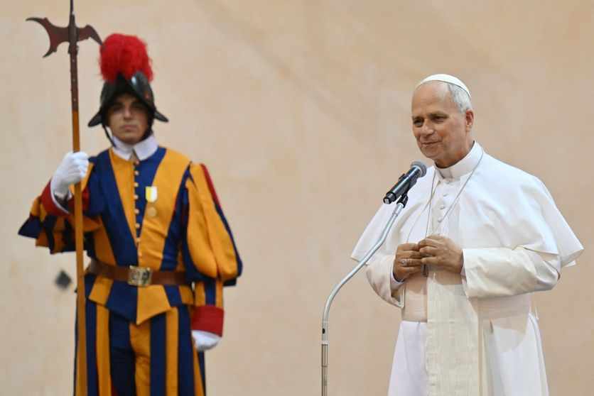 ITALY-VATICAN-RELIGION-POPE-CONCERT La Rencontre entre le Pape Léon XIV et Bernard Arnault à Castel Gandolfo