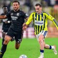 Lyon se bat pour un match nul en Turquie lors du barrage aller de la Ligue des champions