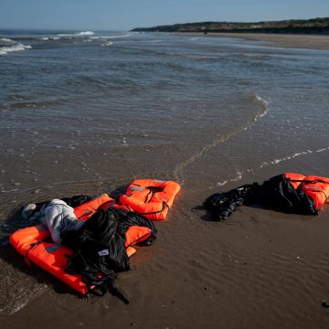 Les défis des exilés avant et après les tentatives de traversée vers l&rsquo;Angleterre