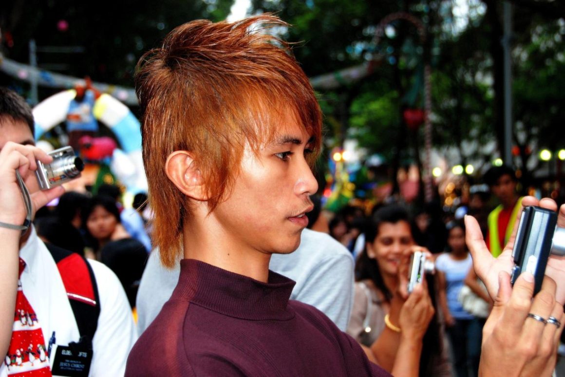 Le dilemme capillaire à Singapour et ses répercussions sociales