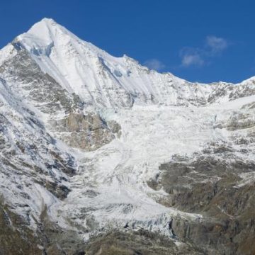 Évacuation à Randa en raison du danger lié au glacier du Weisshorn