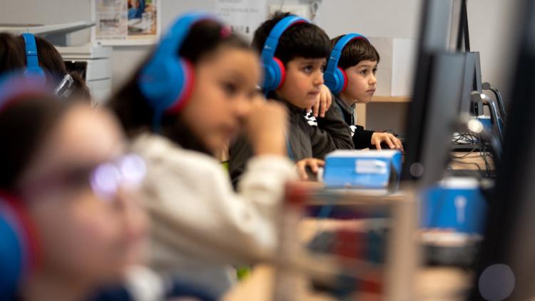 05e4dff7-b0d8-462b-bf20-0a0a1f565af8 L’impact du numérique sur l’éducation en France