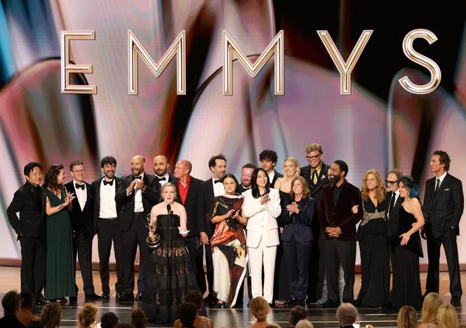 0b1212ec-b6c4-4aa9-baa5-c4237b5d822f Les Emmy Awards : une soirée de records et de nombreux hommages