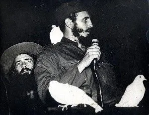 Fidel Castro : Un Centenaire entre Ombrage et Héritage
