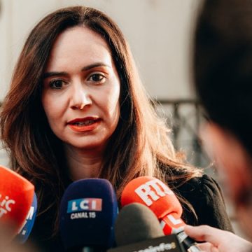 Sarah Knafo envisage sa participation à un éventuel gouvernement RN