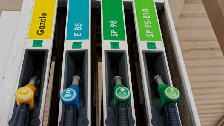 1414b9b2-f3fb-479c-bcd9-b986c4302761 Le gouvernement français autorise la vente de gazole d’été jusqu’au 15 novembre