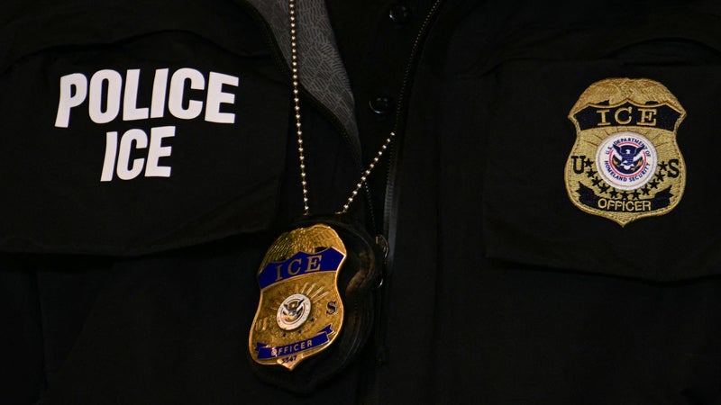 161d7391-4799-4765-a511-d772371b2ab0 Un homme blessé lors d’une intervention de l’ICE à Austin