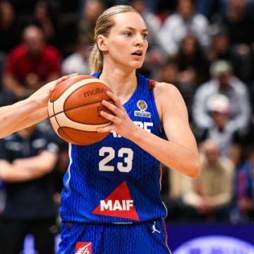 Les Bleues assurent leur place en quarts de finale avant de rencontrer le Nigeria