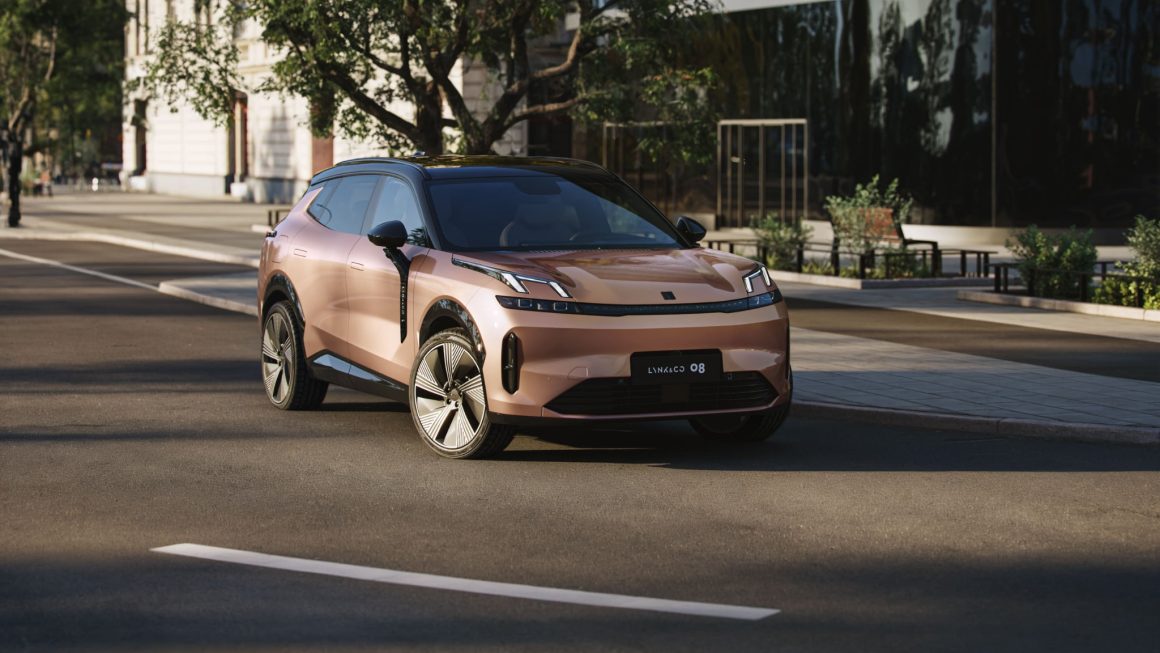 Essai du Lynk & Co 08 : Un SUV Hybride Rechargeable Innovant