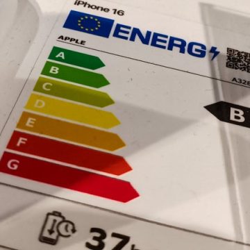 2b44b46a-7c39-4ba8-b33e-2088baf689b1 Le manque de transparence sur la réparabilité des smartphones selon un rapport