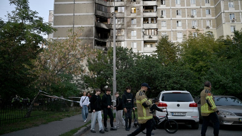 35794659-2106-46d1-be2a-38d77889971e Frappes aériennes russes en Ukraine : huit morts et de nombreux dégâts