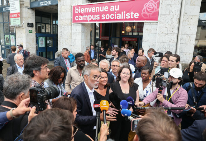 43fcbeb0-5ed5-4605-b615-cf936fddeada Marine Le Pen écarte un conseiller proche de Jordan Bardella